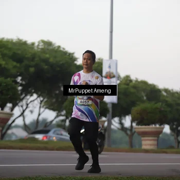Runner Photo 6073868