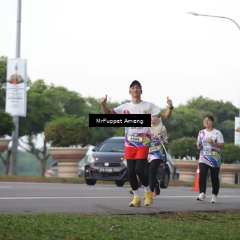 Runner Photo 6073874
