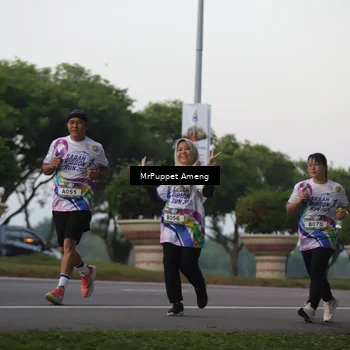 Runner Photo 6073876