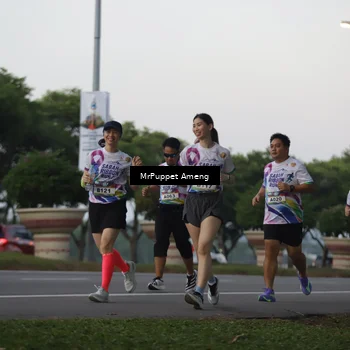 Runner Photo 6073877