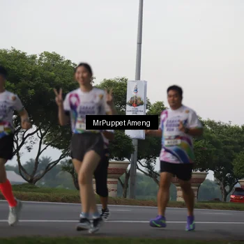 Runner Photo 6073880