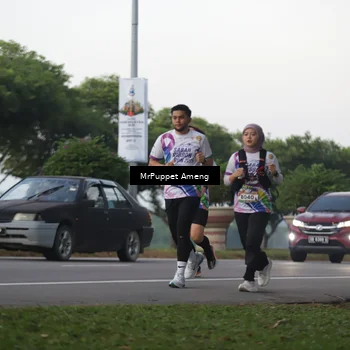Runner Photo 6073896