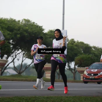 Runner Photo 6073898