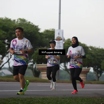 Runner Photo 6073900
