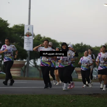 Runner Photo 6073908