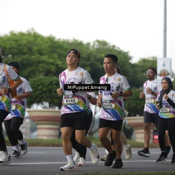 Runner Photo 6073929