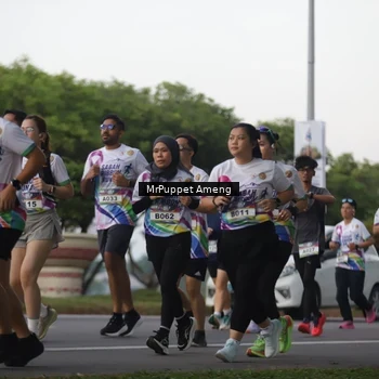 Runner Photo 6073932