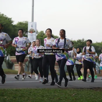 Runner Photo 6073941