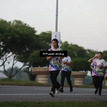 Runner Photo 6073943