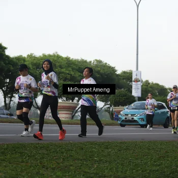Runner Photo 6073957
