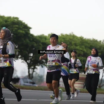 Runner Photo 6073973