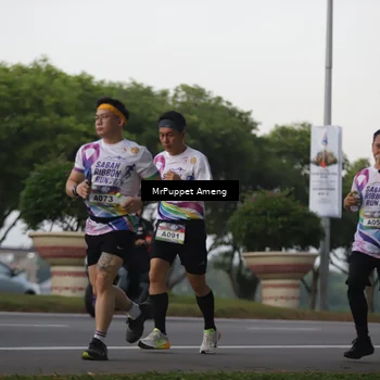 Runner Photo 6074012