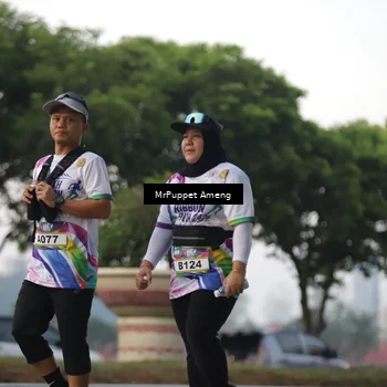 Runner Photo 6074049