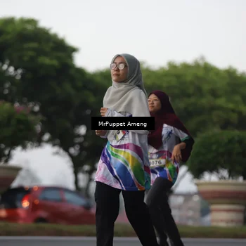 Runner Photo 6074053