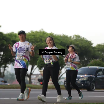 Runner Photo 6074068