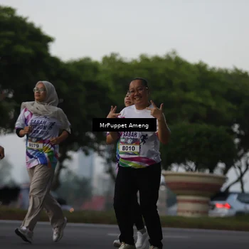 Runner Photo 6074088
