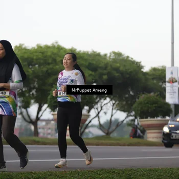 Runner Photo 6074091