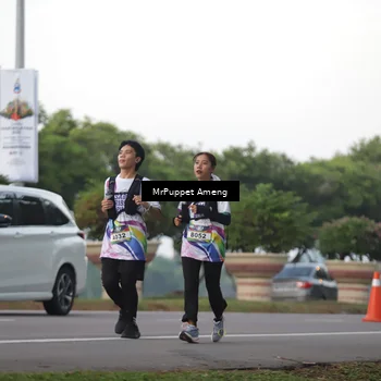 Runner Photo 6074101