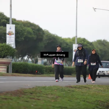 Runner Photo 6074106
