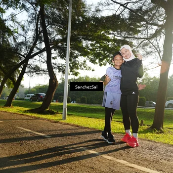 Runner Photo 6074147
