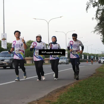 Runner Photo 6074157