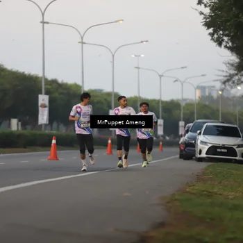 Runner Photo 6074189