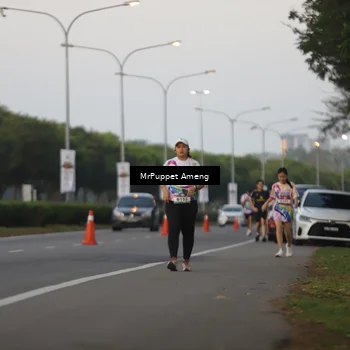 Runner Photo 6074190