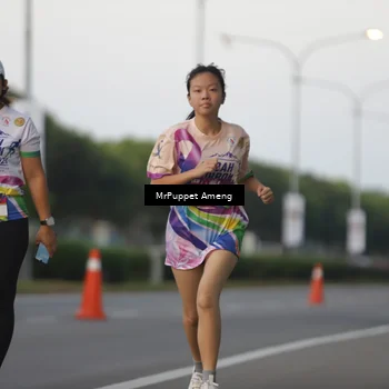 Runner Photo 6074197