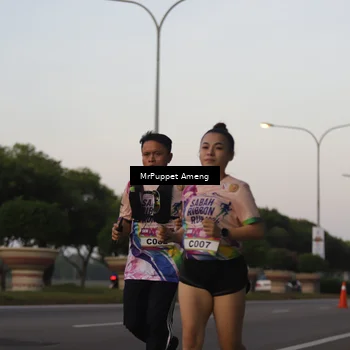 Runner Photo 6074215