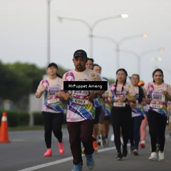 Runner Photo 6074221