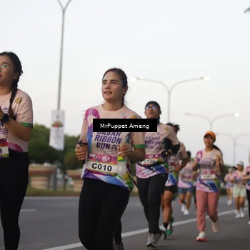 Runner Photo 6074246
