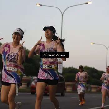 Runner Photo 6074247
