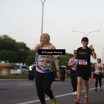 Runner Photo 6074253