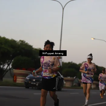 Runner Photo 6074257