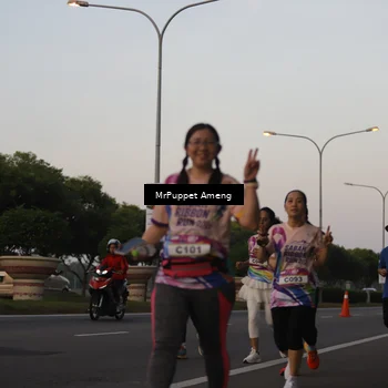 Runner Photo 6074316