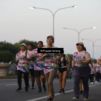 Runner Photo 6074325