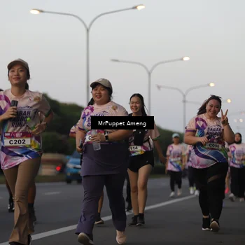 Runner Photo 6074326