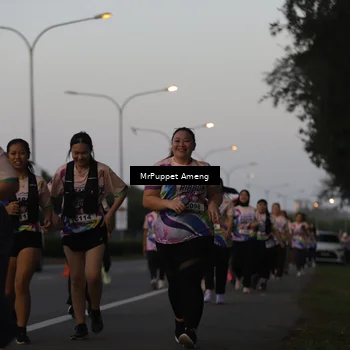 Runner Photo 6074328