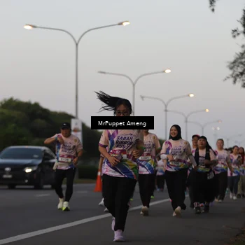 Runner Photo 6074333