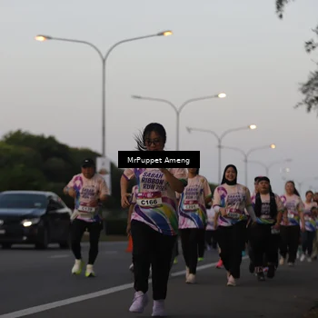 Runner Photo 6074334