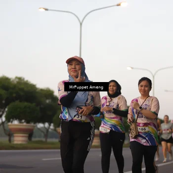 Runner Photo 6074335