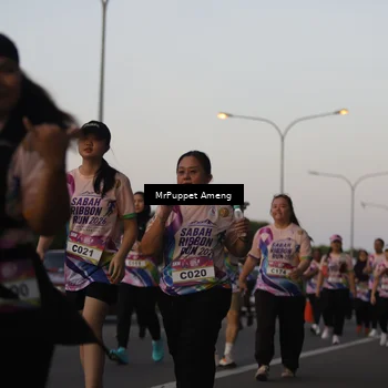 Runner Photo 6074354