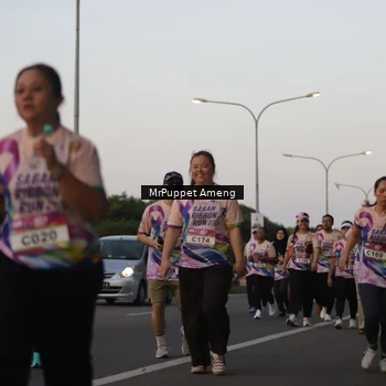 Runner Photo 6074355