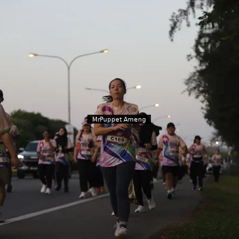 Runner Photo 6074358