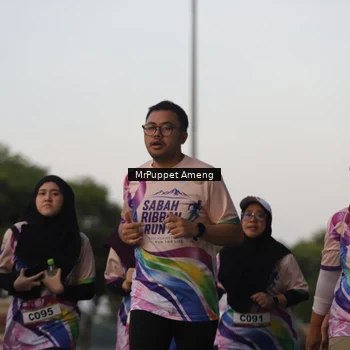 Runner Photo 6074366