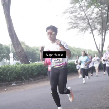 Runner Photo 6074390