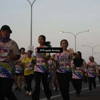 Runner Photo 6074394