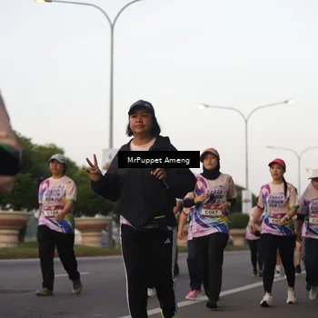 Runner Photo 6074399