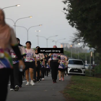 Runner Photo 6074423
