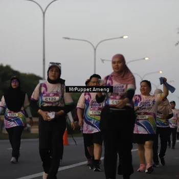 Runner Photo 6074450